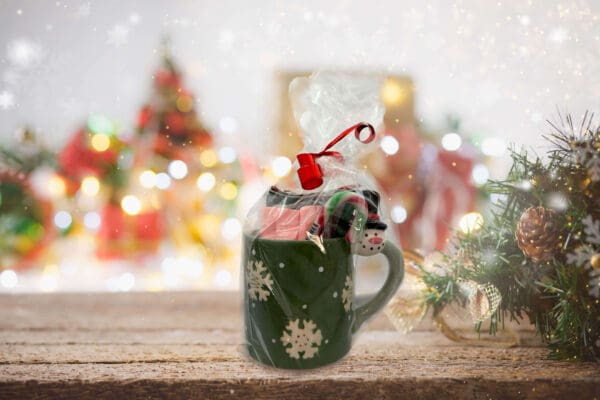 taza navideña para tomar té y chocolate